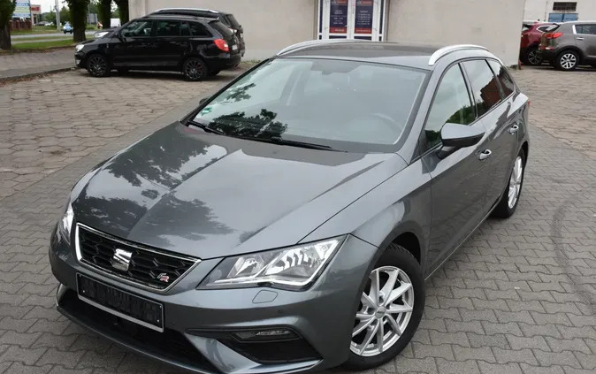 wielkopolskie Seat Leon cena 59900 przebieg: 117000, rok produkcji 2018 z Błażowa